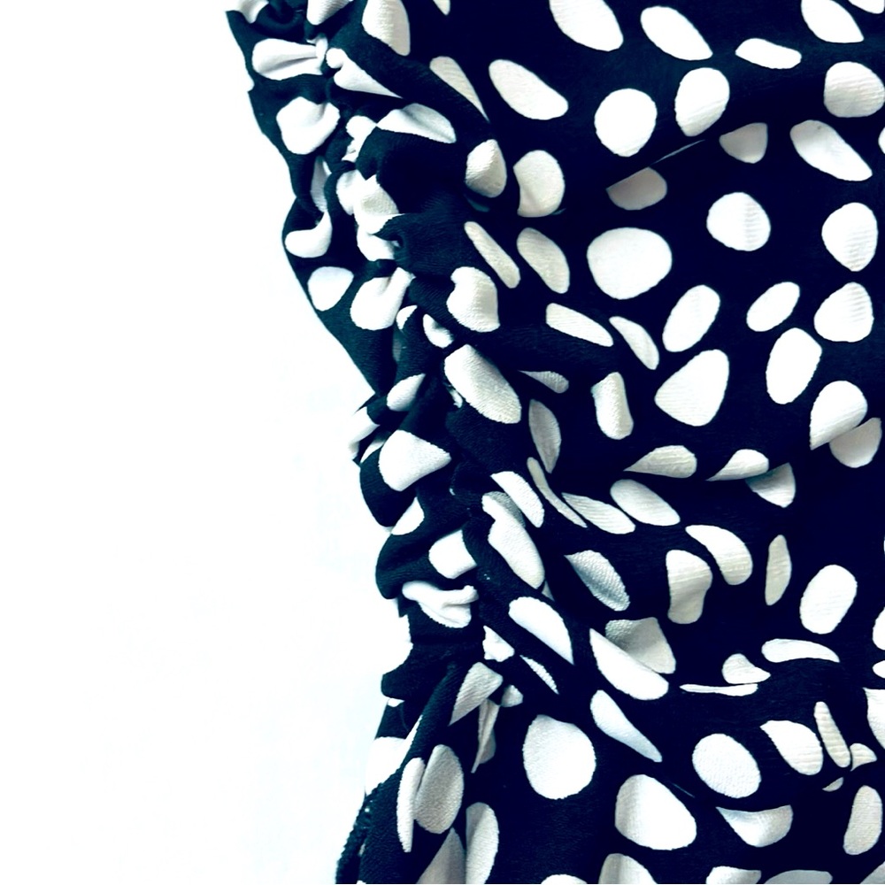 T43 Roz & Ali Ruched Polka Dot Top - Picture 6 of 6